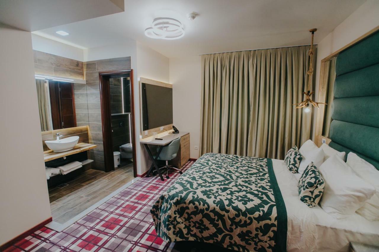 באיה מארה Lostrita - Pastravarie, Hotel & Spa מראה חיצוני תמונה