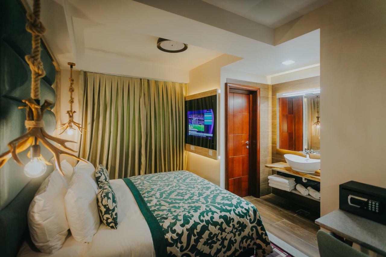 באיה מארה Lostrita - Pastravarie, Hotel & Spa מראה חיצוני תמונה