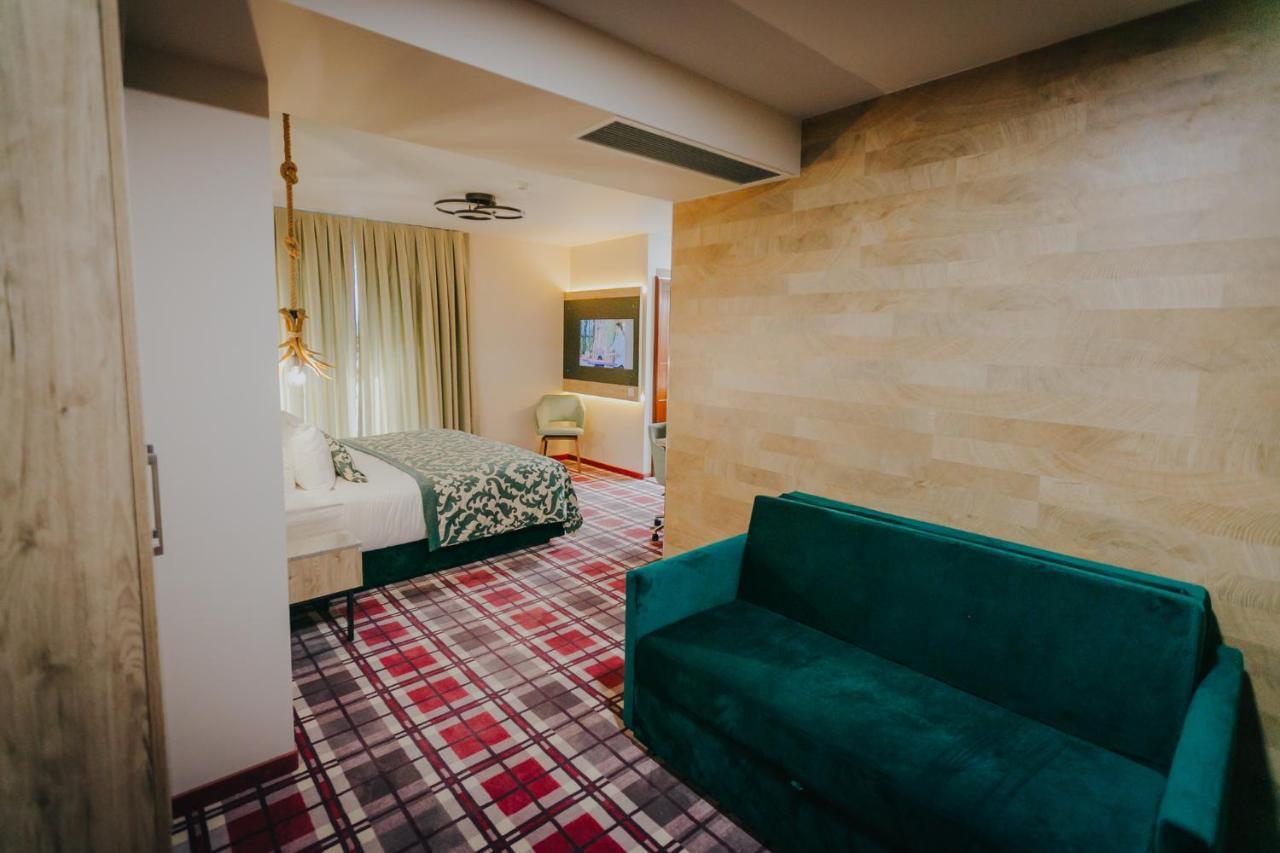 באיה מארה Lostrita - Pastravarie, Hotel & Spa מראה חיצוני תמונה